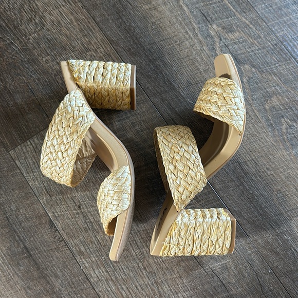 MIA chunky sandals with heels - Picture 2 of 7